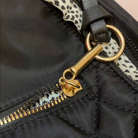 New small backpack - Picture 2 of 3